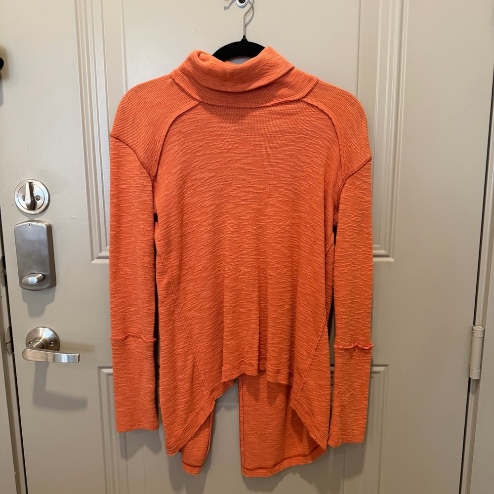 We The Free Split‎ Back Cowl Neck Thermal Top Size XS Orange